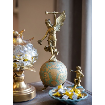 Фигурка "Ника на шаре" B948EC 4199